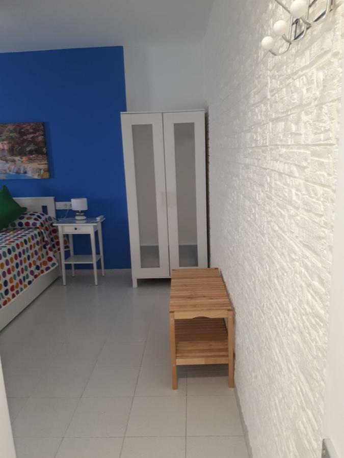 Casa Camino Al Castillo 卡迪瓦 外观 照片